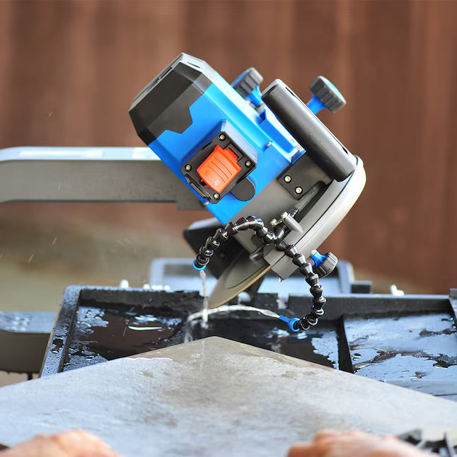 Innovative wet tile saw features allow for more versatility and convenience during all tile cutting applications. Up to 40-in rip and 24-in diagonal cutting capacity. 15.0 Amp, 4,000 RPM motor easily cuts ceramic, porcelain, nature stone, pavers and a var